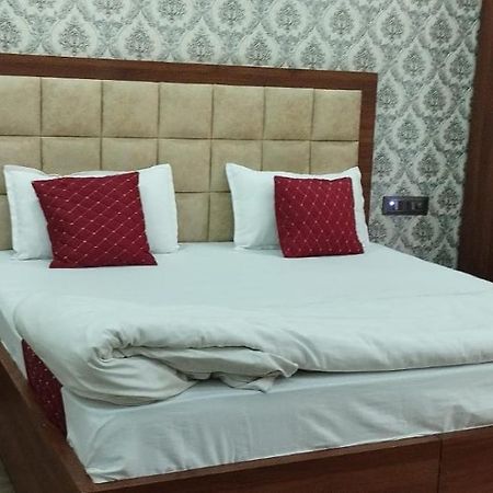 Jind The Singhasan Nd Saffron Hotel מראה חיצוני תמונה